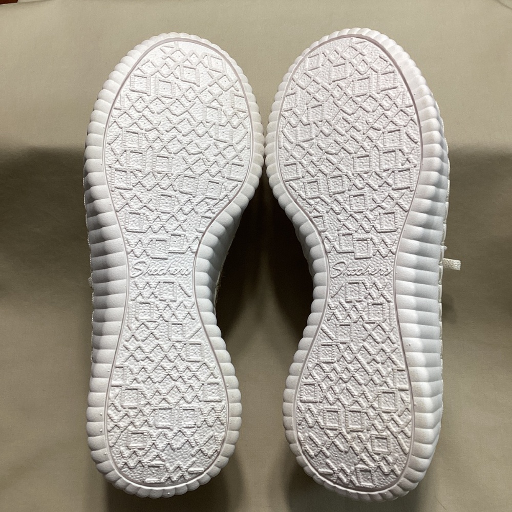 Skechers Stretch Fit Wilshire Blvd Bellevue Slip on - Picture 15 of 16